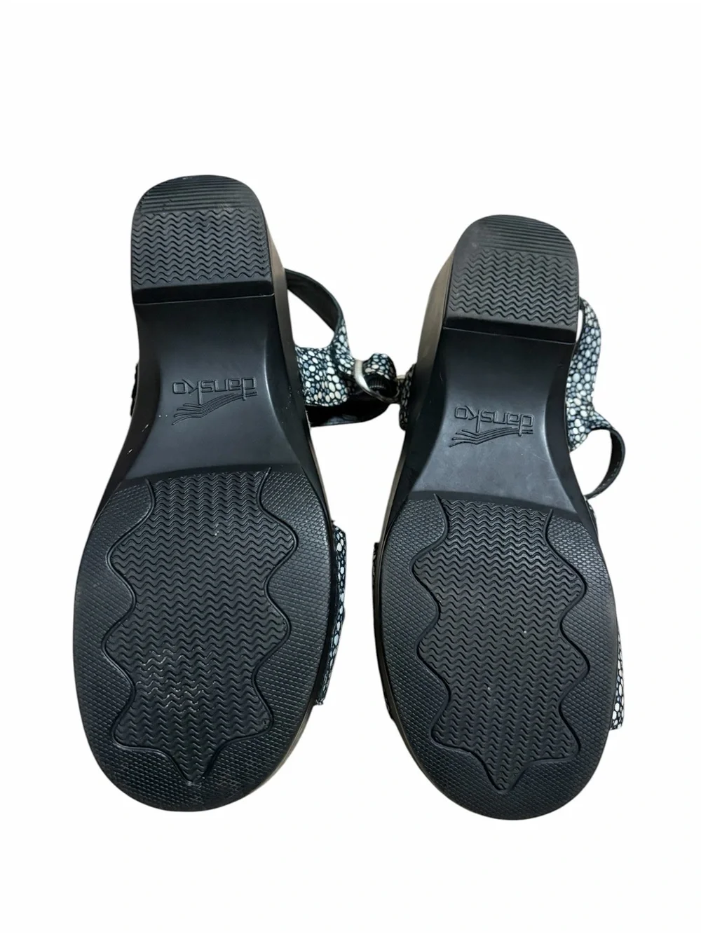 Dansko Sandi Shagreen Black Speckled Leather Wedge Sandals Size 38 Comfort Shoes
